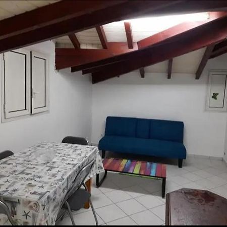 Apartamento F2 Pointe-A-Pitre Proche Terminal De Croisiere Exterior foto